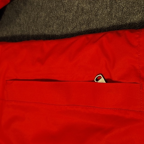 Top Golf Cutter and Buck addition Coat - Picture 5 of 16